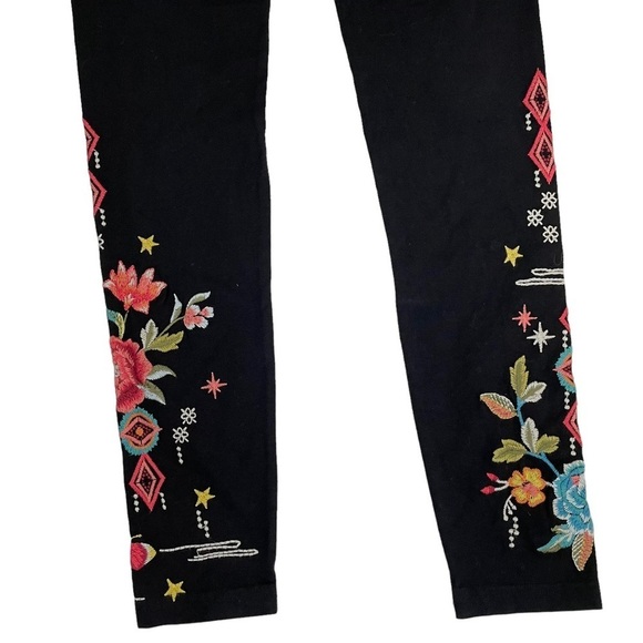 NWT Johnny Was Cara Legging Black Floral Embroidery XXS - Picture 11 of 16